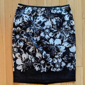 Ann Taylor Pencil Skirt B&W Floral